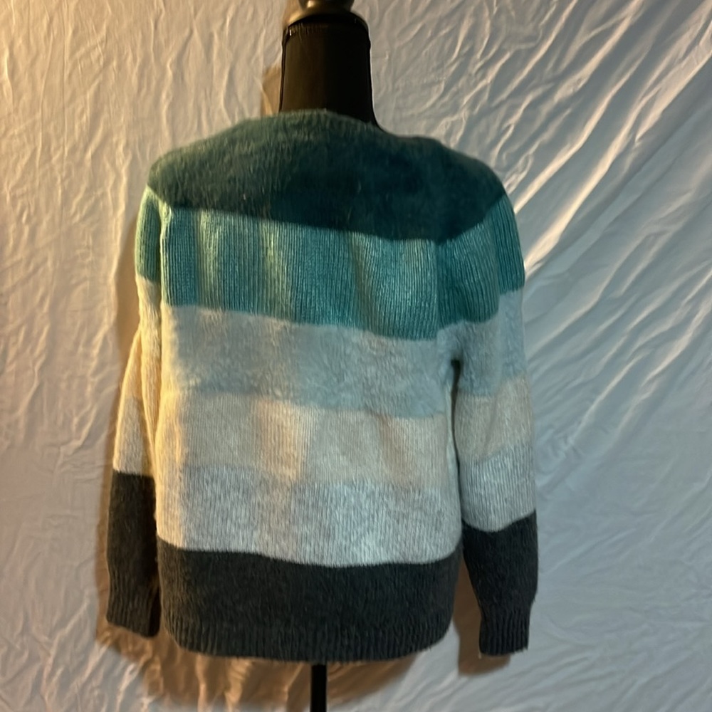 Loft sweater - Picture 2 of 3